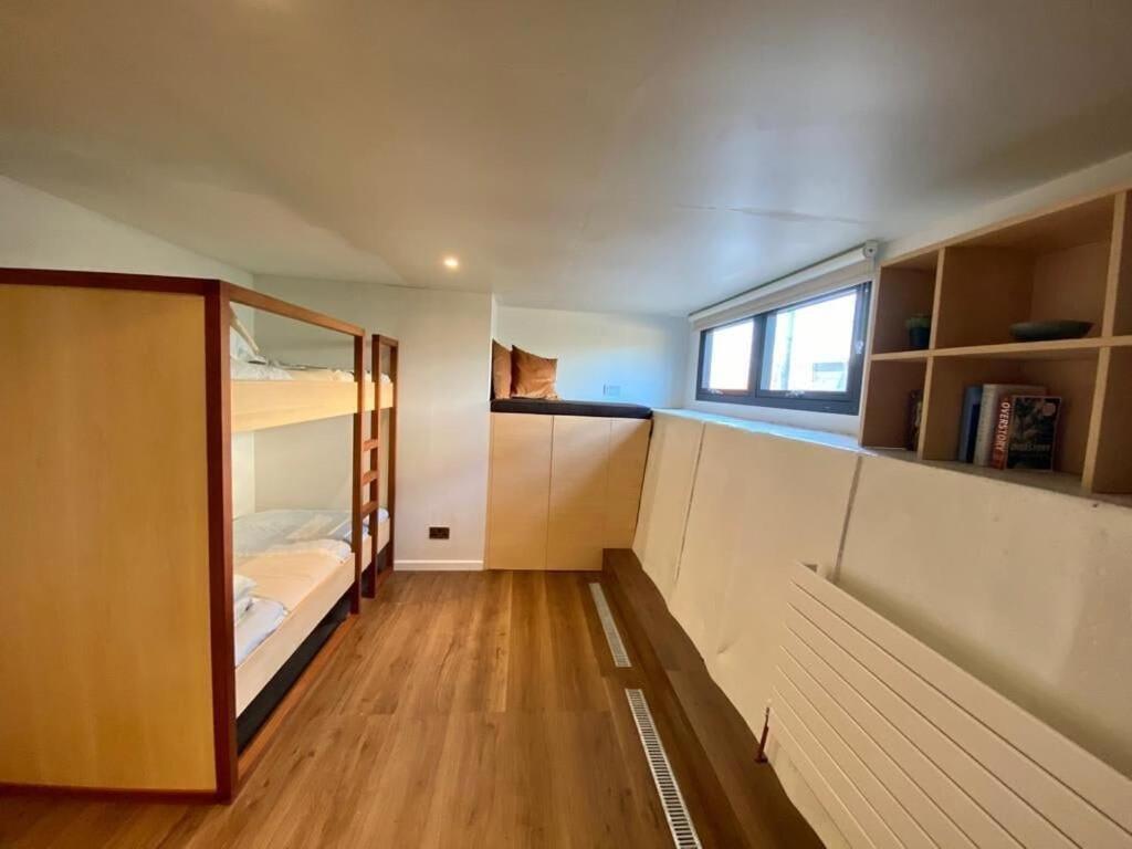 Houseboat Eleuthera Bembridge Exterior photo